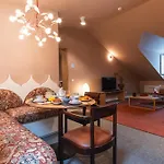 Sra Do Leite Next To Cathedral By Se Apartment Braga