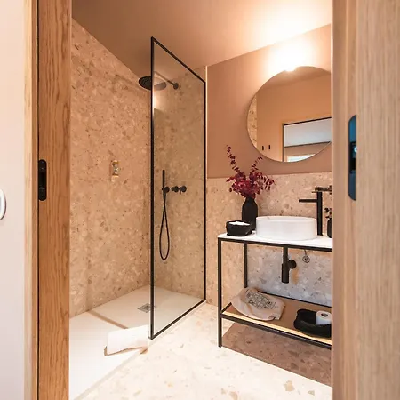 Apartment Sra Do Leite Next To Cathedral By Se